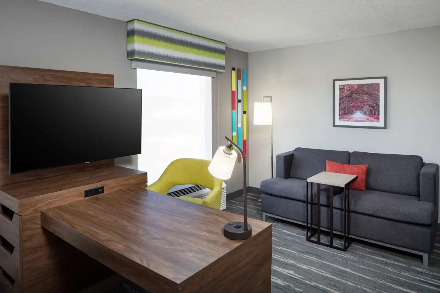 Photo - Hampton Inn & Suites Savannah - I-95 South - Gateway