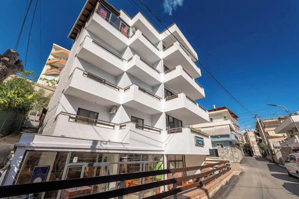 Foto - Lazy Roo Hostel Saranda