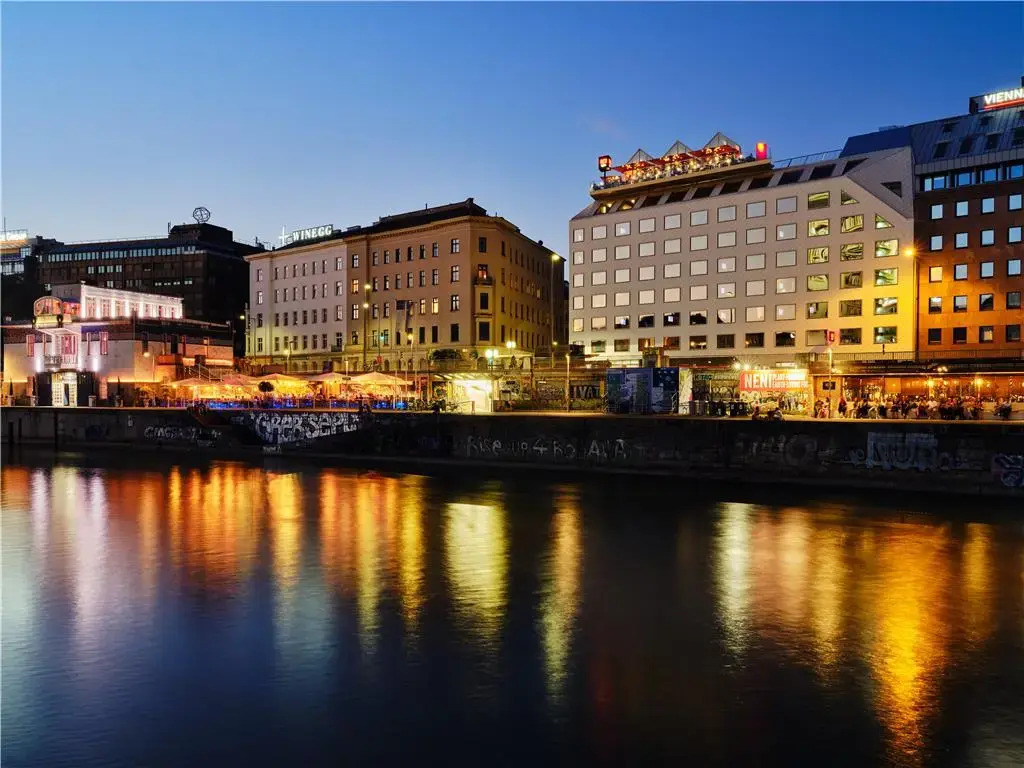 Photo - Radisson RED Hotel, Vienna