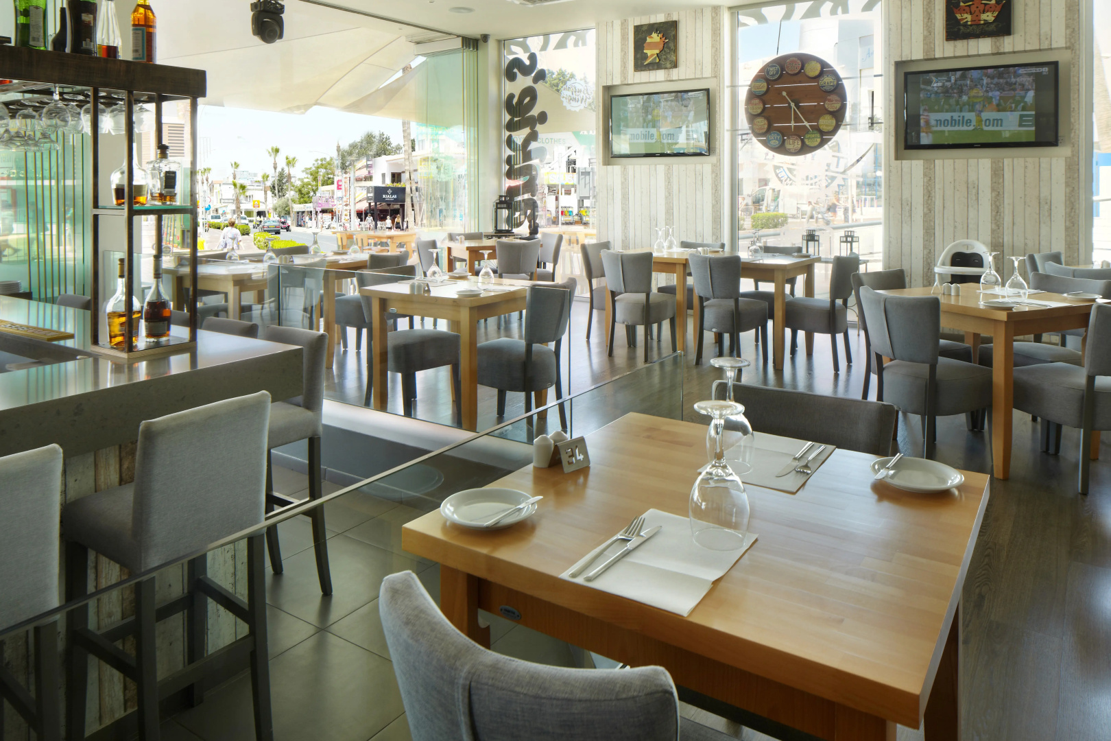 Foto - Melpo Antia Hotel & Suites