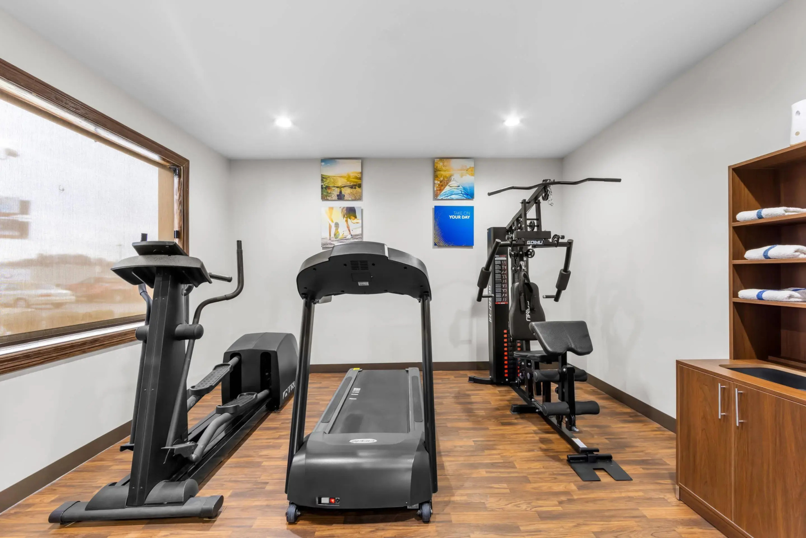 Photo - Comfort Suites London South