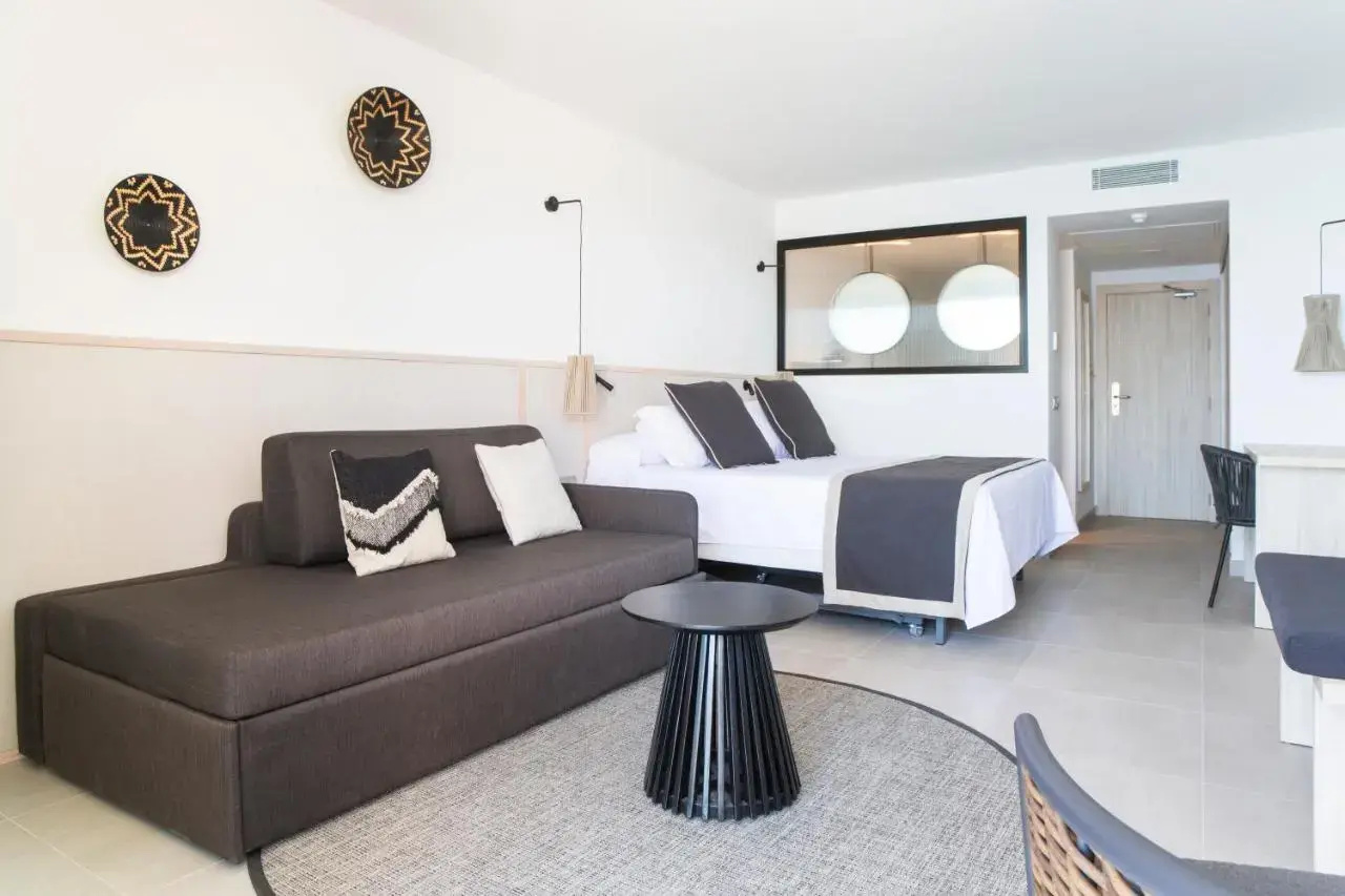 Photo - Invisa Hotel Club Cala Verde