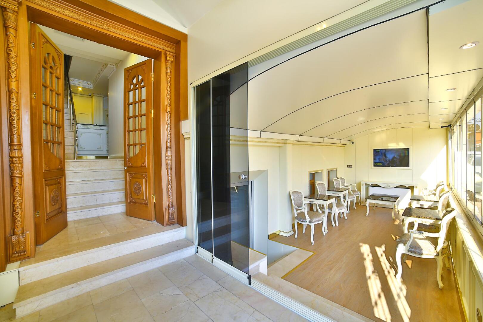 Photo - Nayla Palace Hotel-Special Category