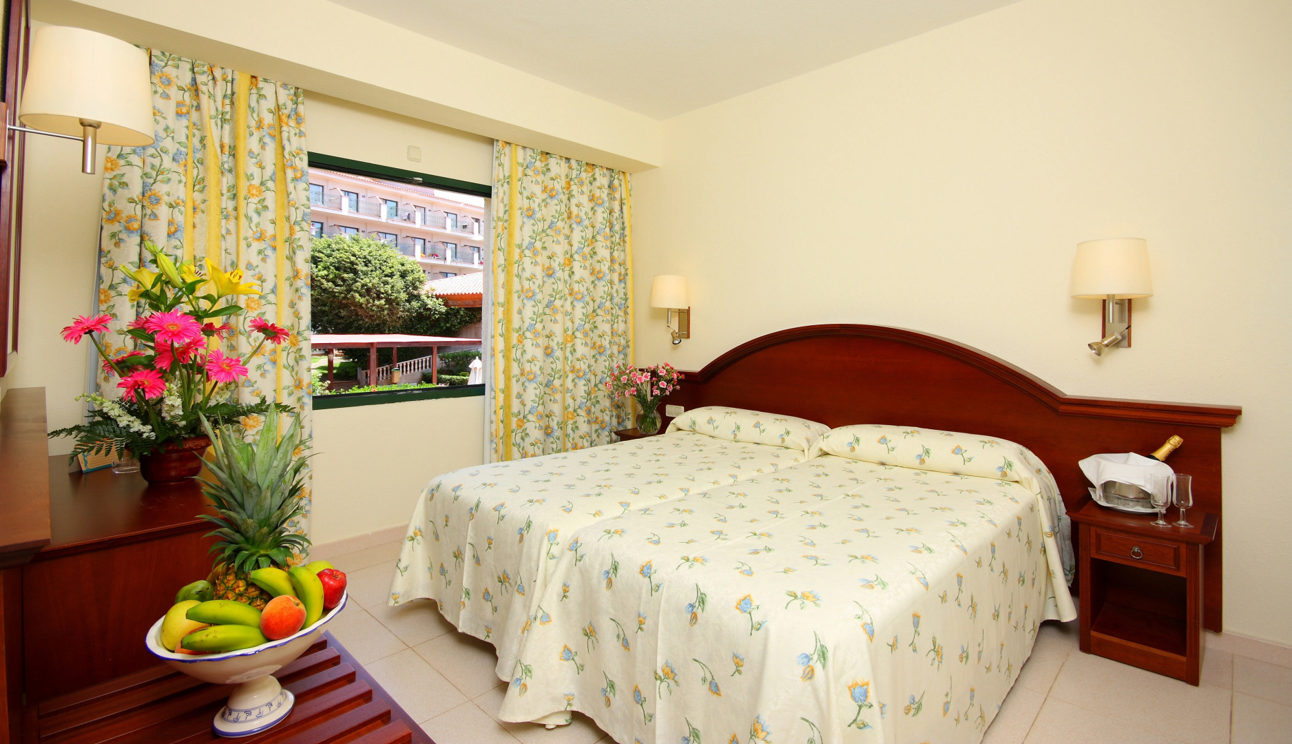 Photo - Valentin Son Bou