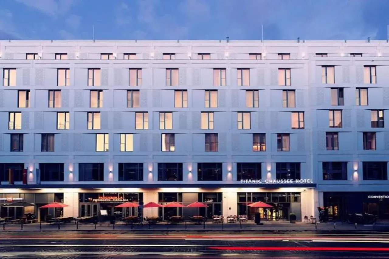 Foto - TITANIC Chaussee Berlin