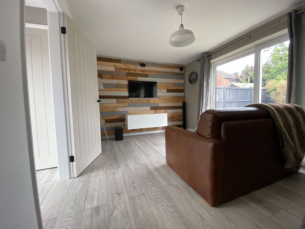 1 bed - Sleeps3 - Free Parking - 5 min to Centre
