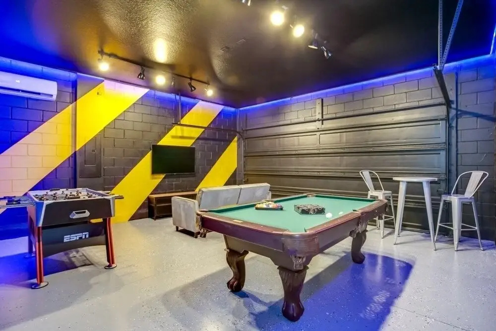 Photo - Jedi Temple! Take A Virtual Tour Private Pool! 9 Bedroom Villa by RedAwning