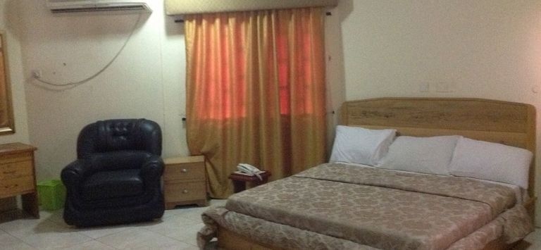 Embassy Court Hotel