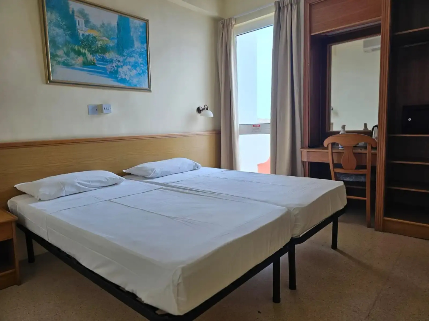 Foto - Ambassador Hotel