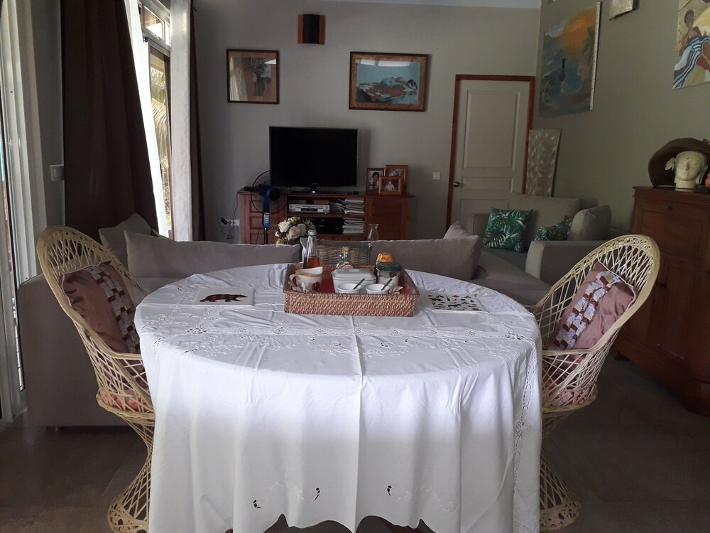 Mihinoa House