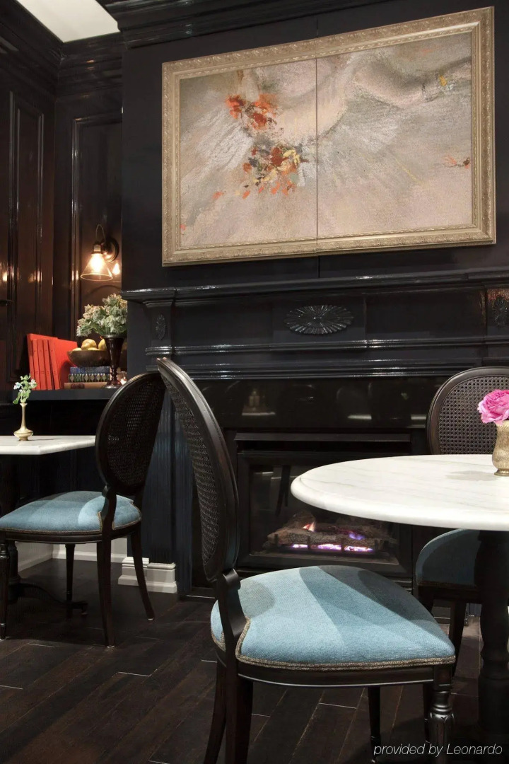 Foto - Iroquois New York Times Square