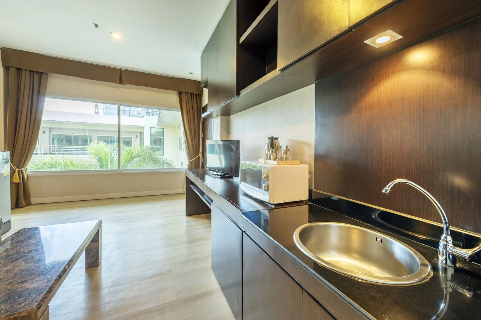 Photo - Qiu Hotel Sukhumvit - BTS On Nut Station