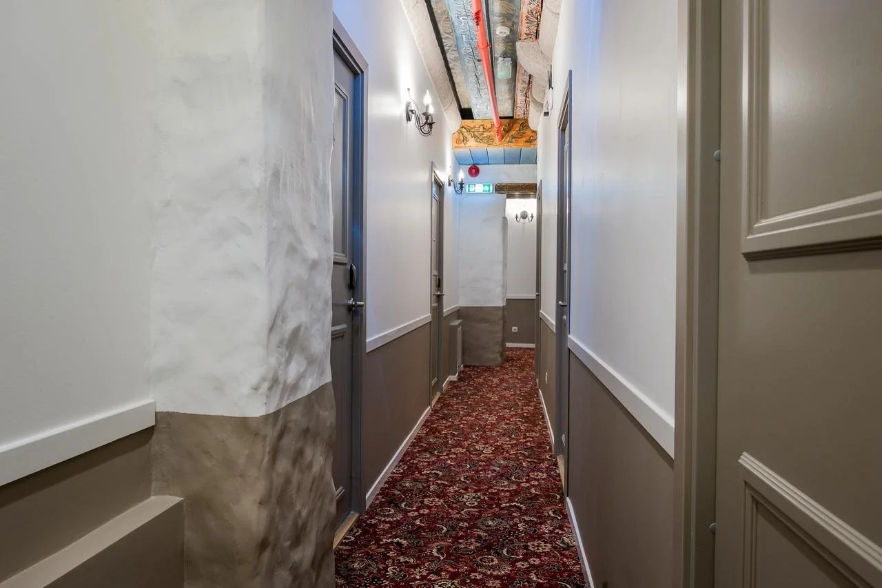 Photo - Three Crowns Residents