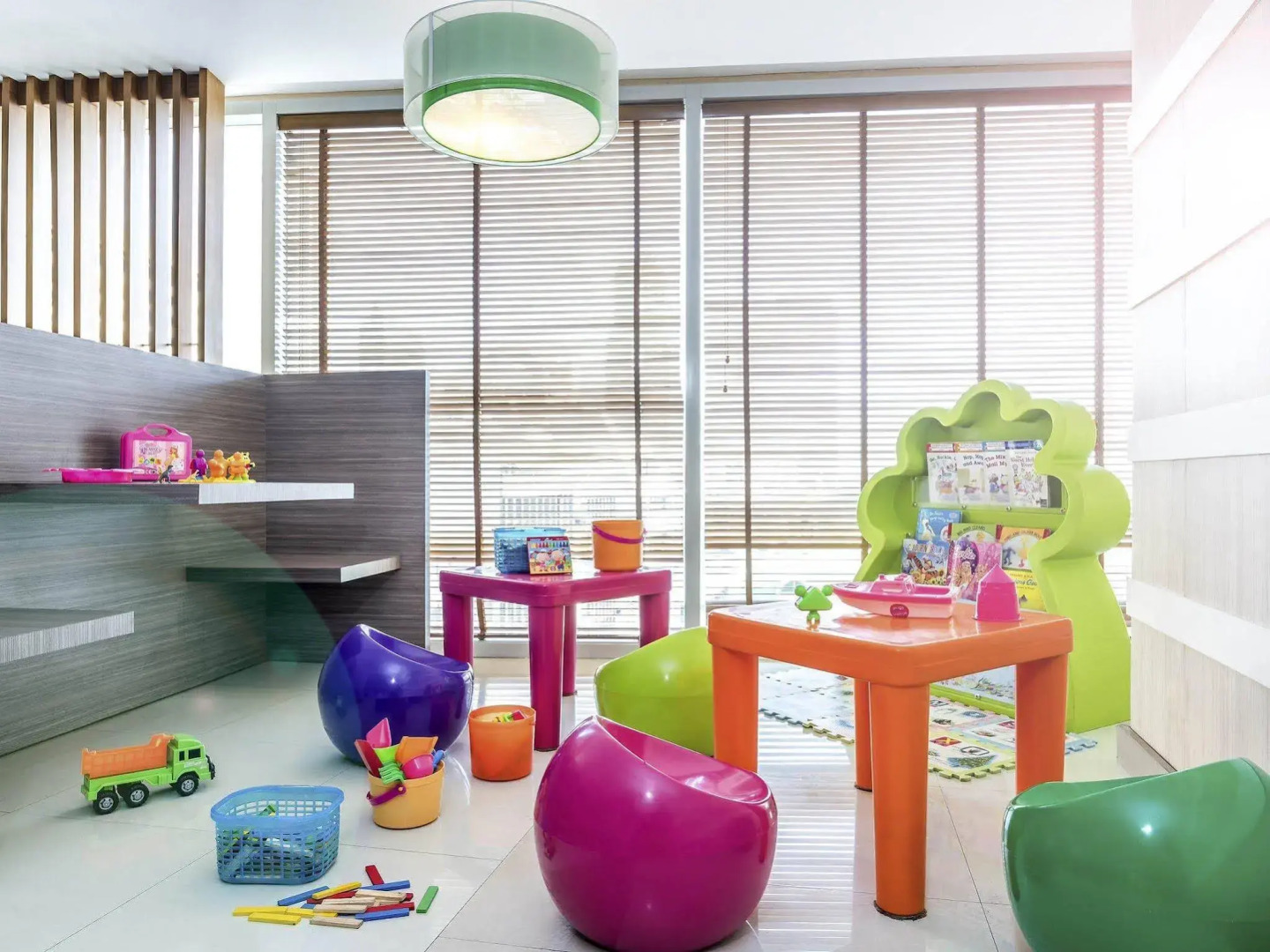 Photo - Hilton Garden Inn Bangkok Silom