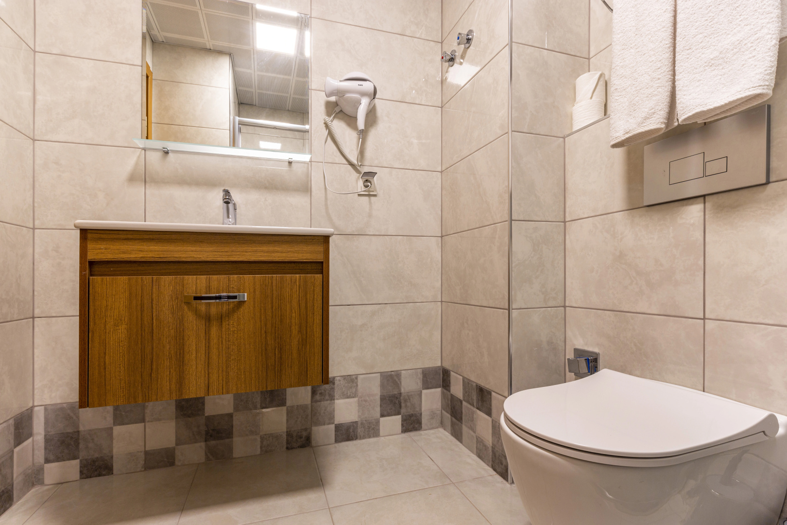 Photo - Antalya Business Hotel