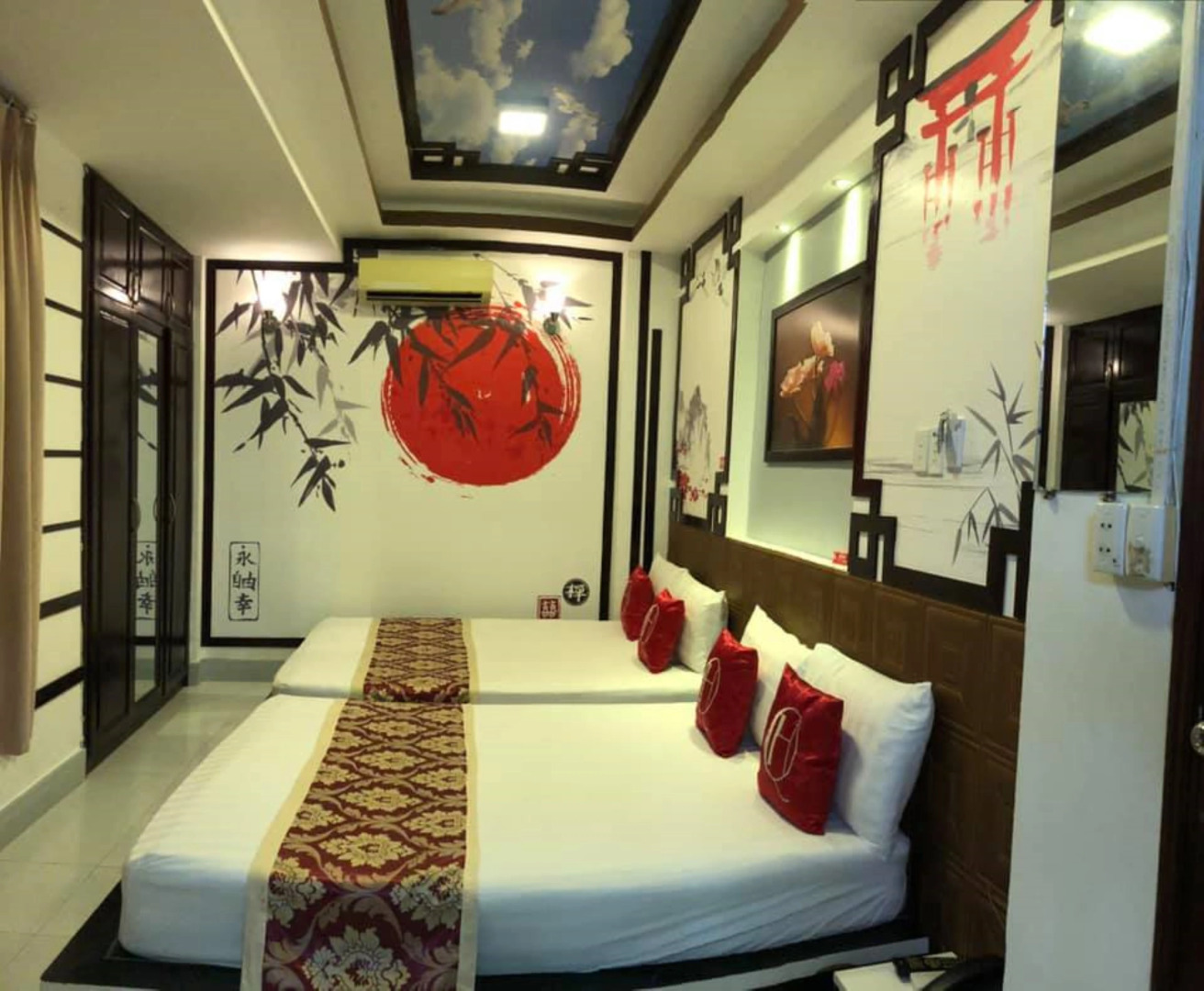 Photo - Quỳnh Hương Hotel SG - by BAY LUXURY