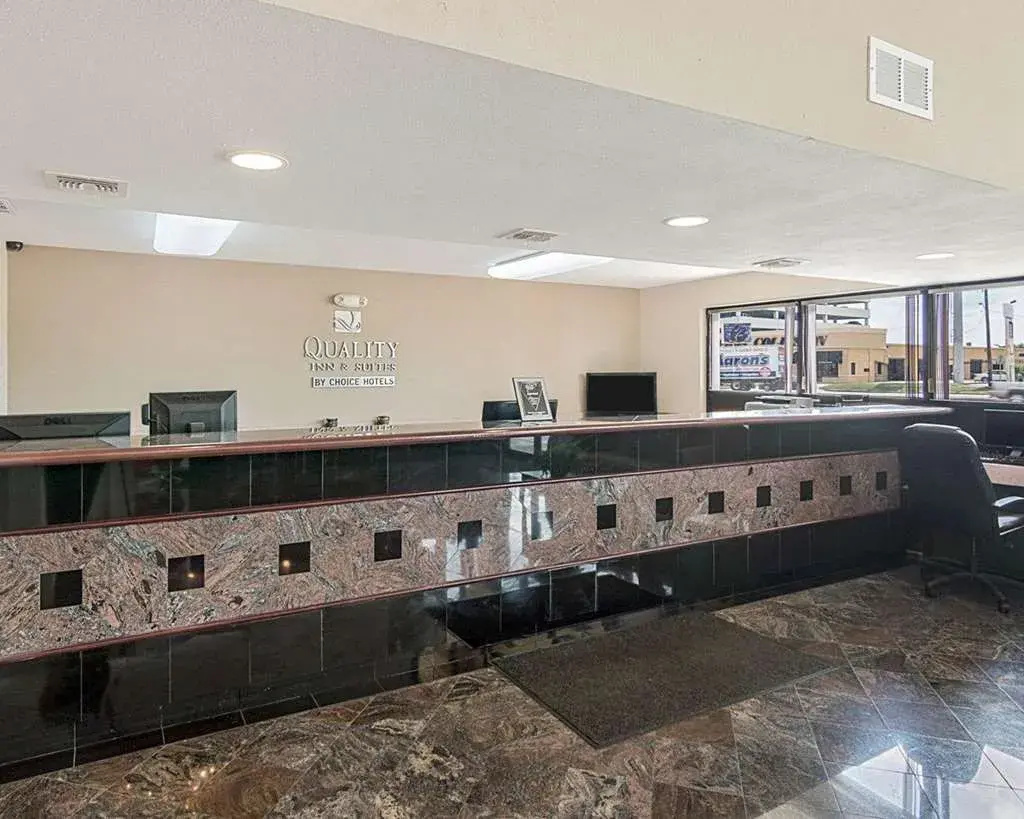 Foto - Econo Lodge Inn & Suites West - Energy Corridor