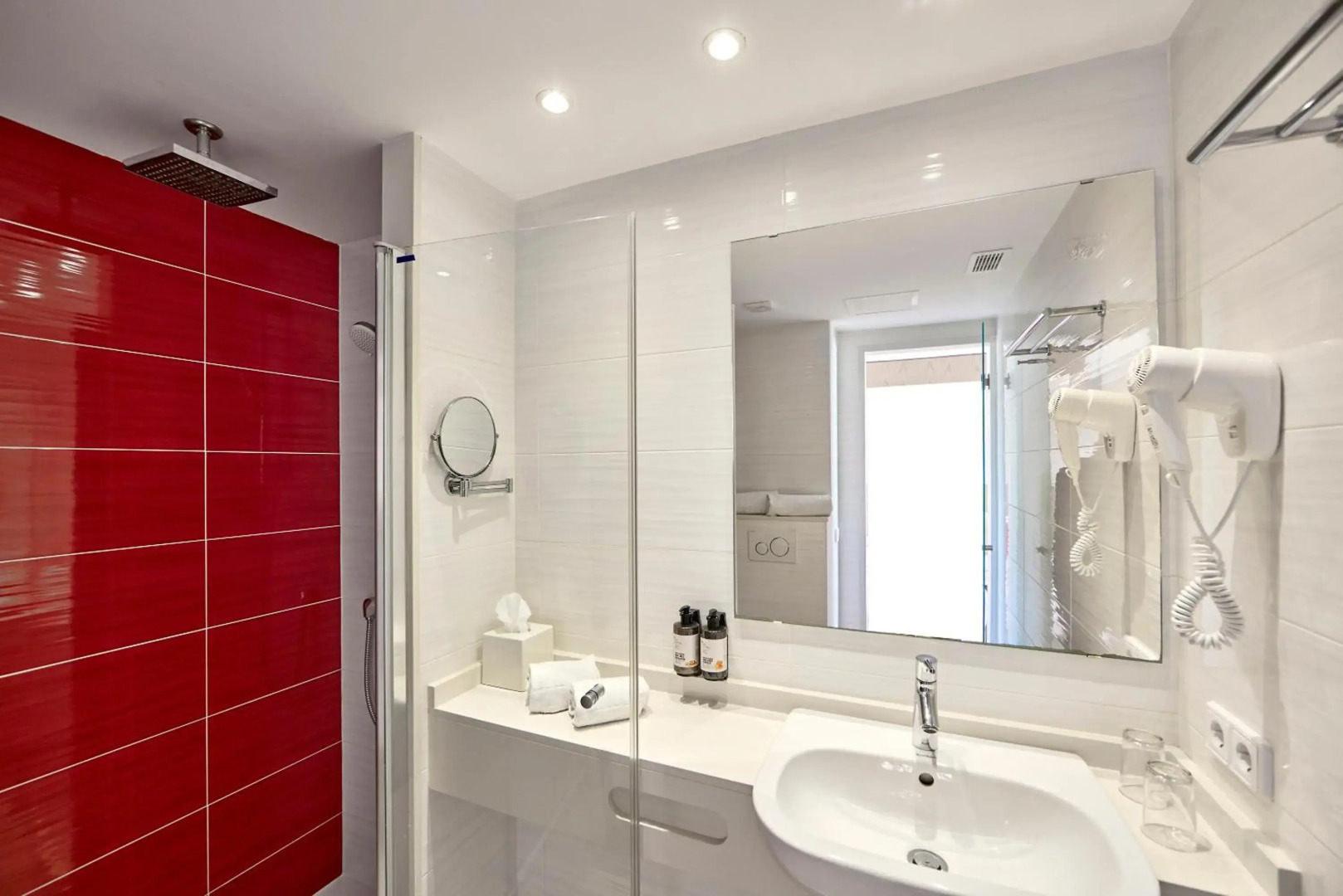 Foto - Universal Hotel Perla