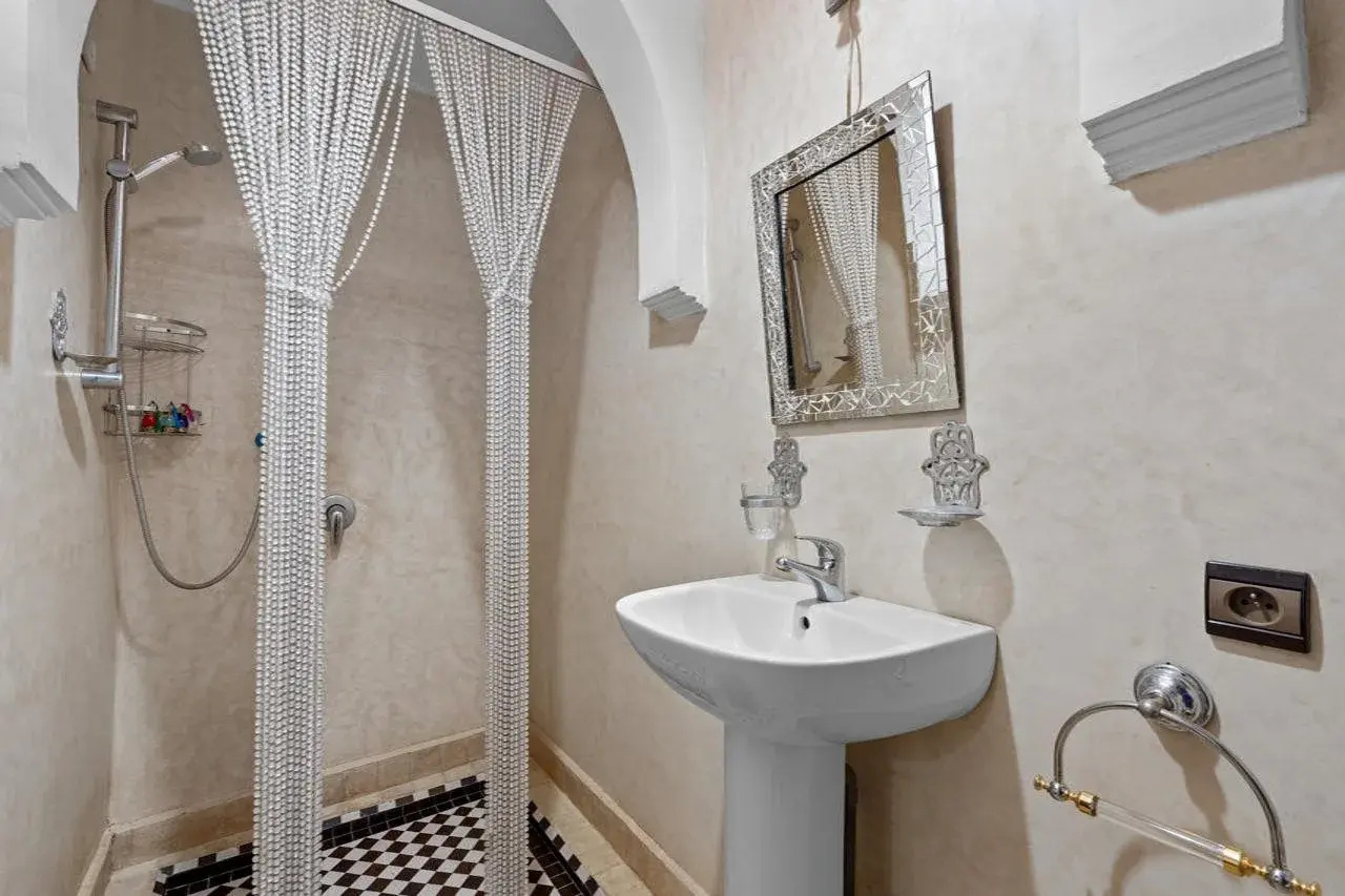 Foto - Riad Marwa