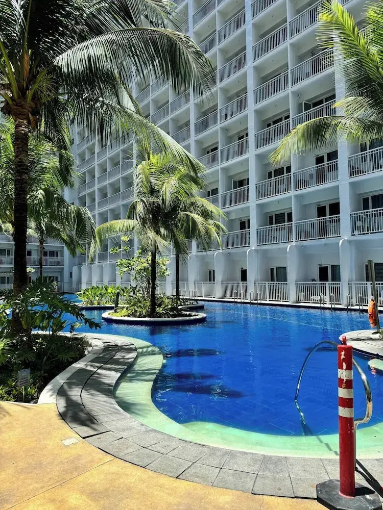 Photo - Relax in Pasay City's Best Kept Secret - Spacious Condo With Garden View