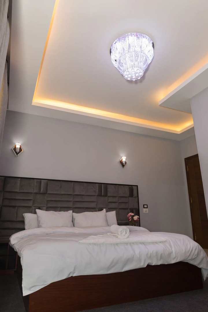 Photo - Capital Hotel