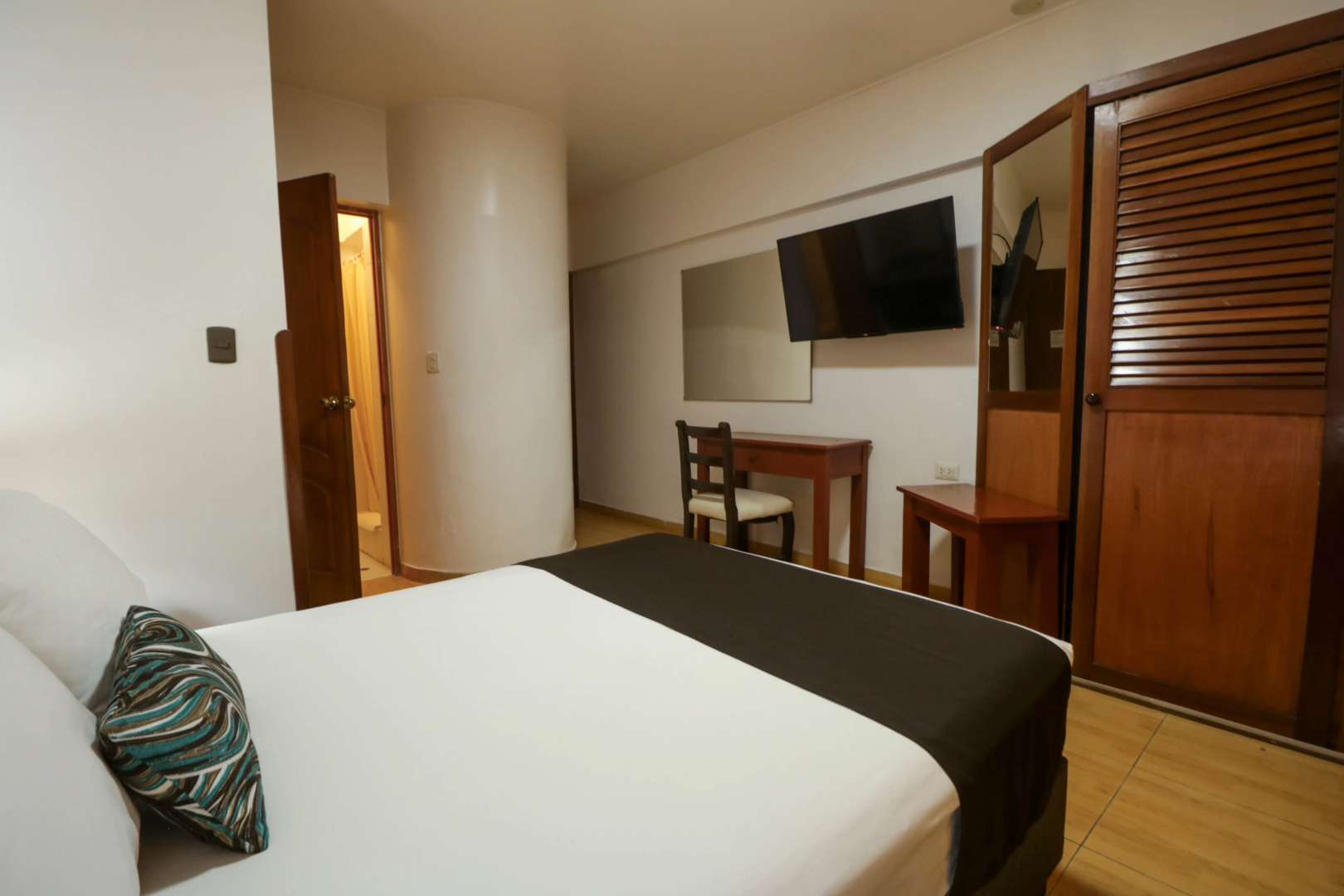 Photo - Epiqus Hotel