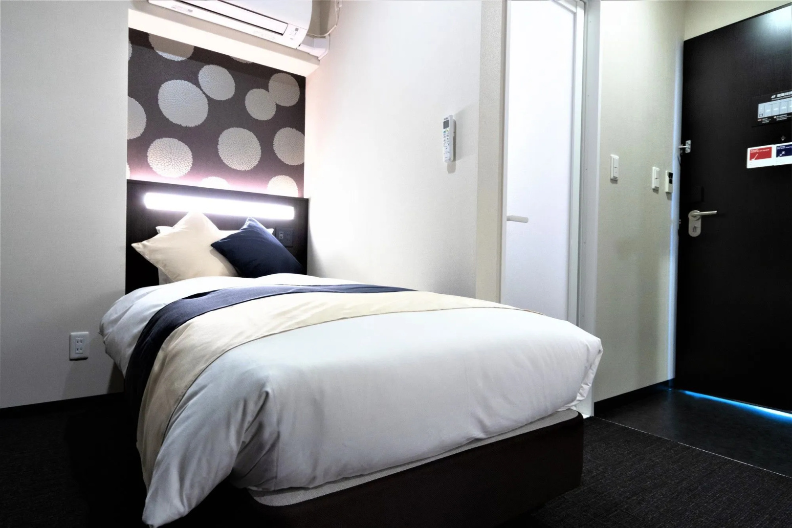 Photo - Marutamachi Crystal Hotel