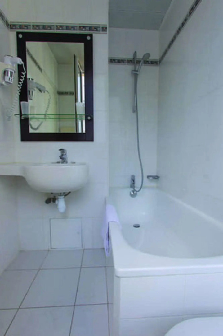 Photo - Hotel Lilas Gambetta