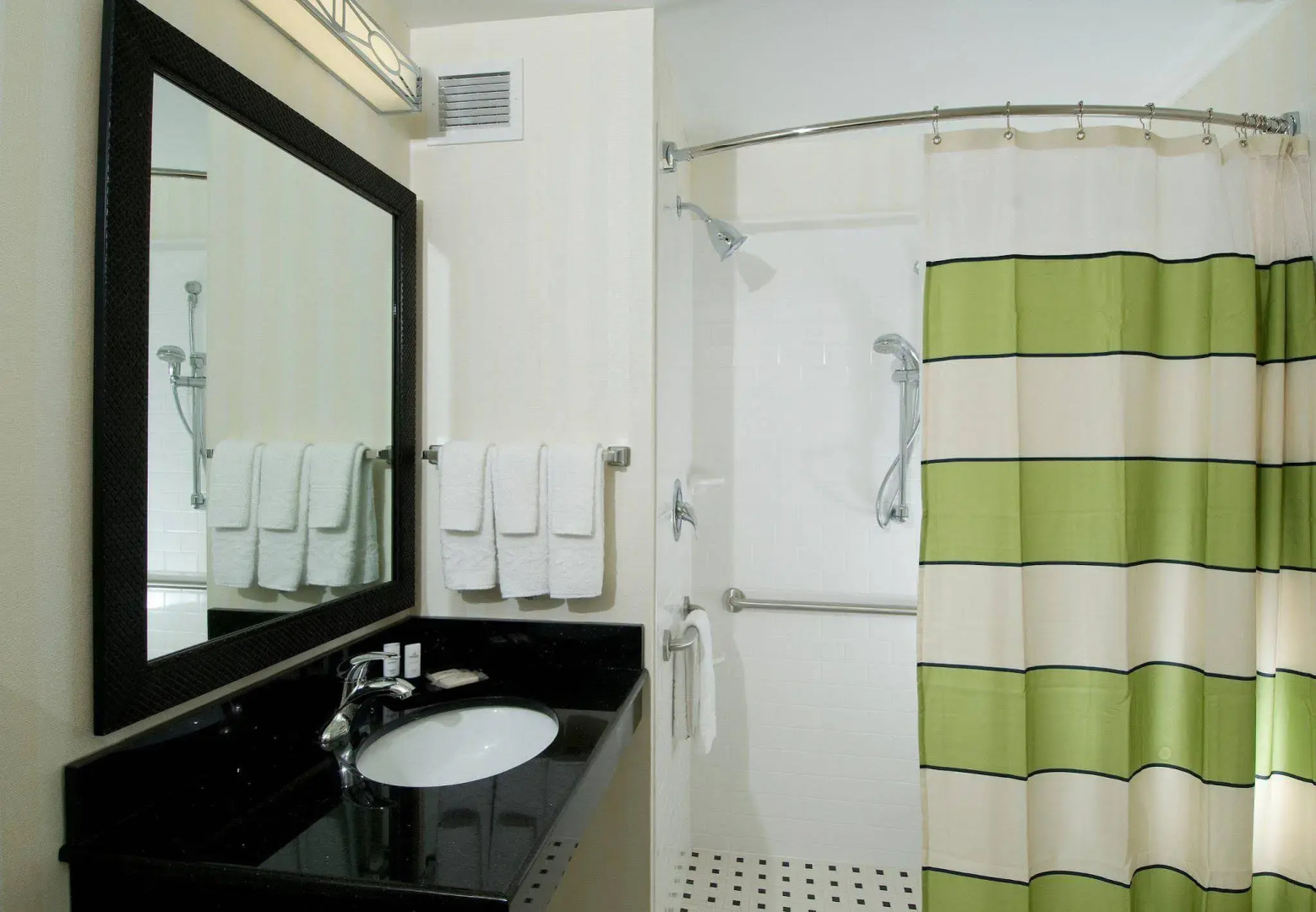 Photo - Fairfield Inn & Suites by Marriott Verona