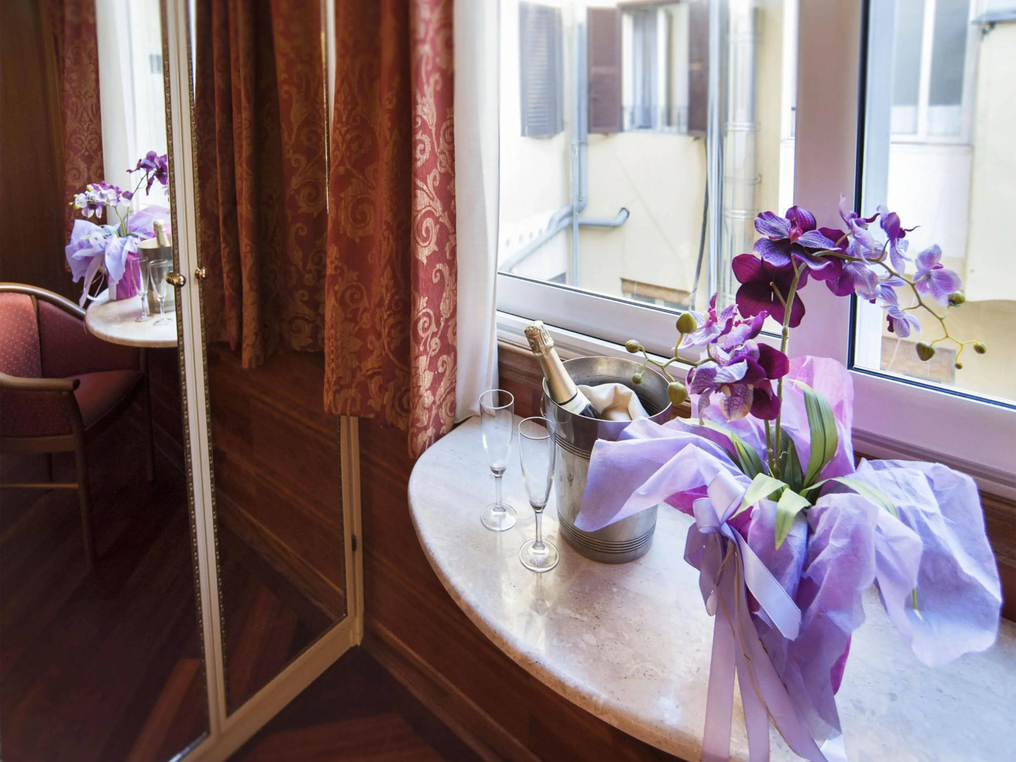 Photo - Hotel Louisiana