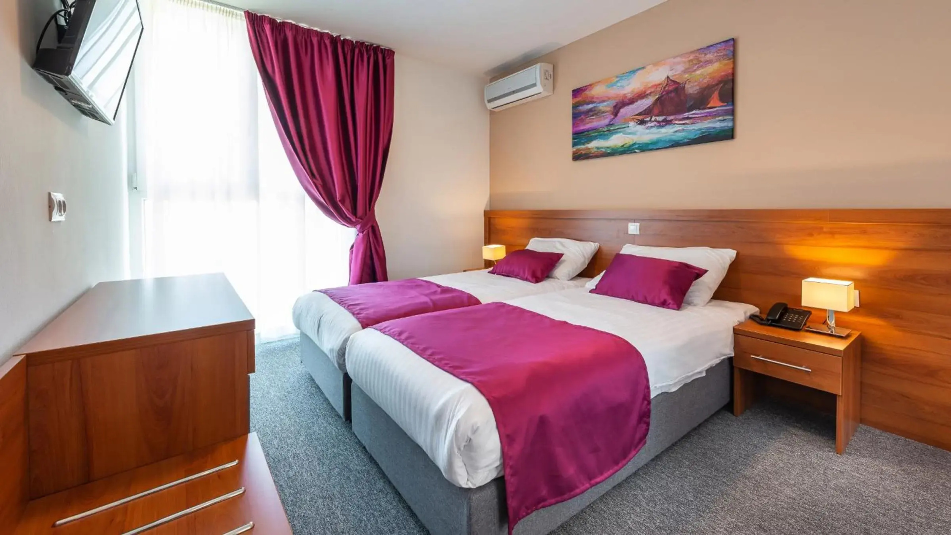 Photo - Hotel Komodor
