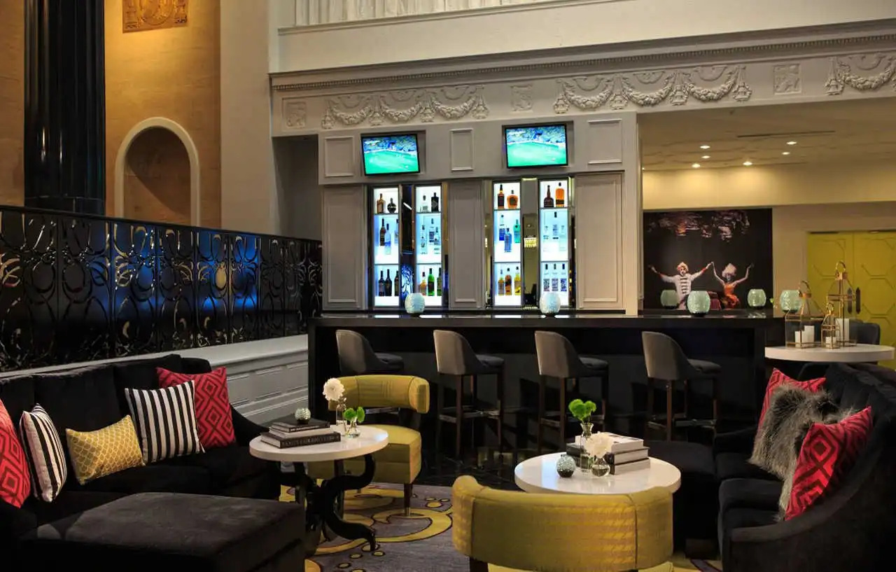 Photo - Courtyard by Marriott Boston Downtown