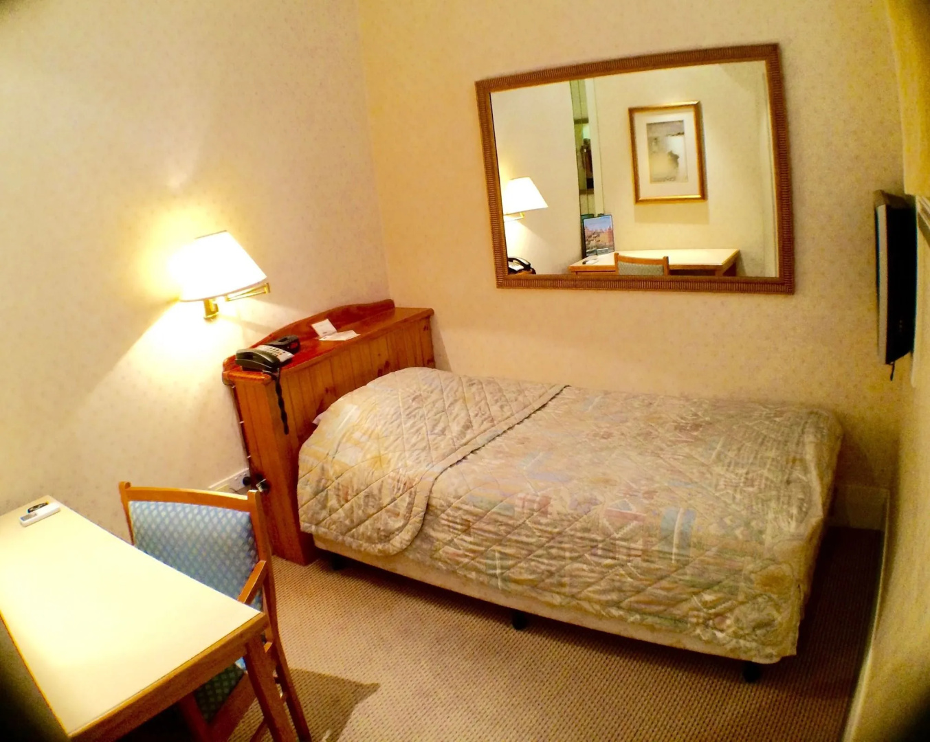 Photo - European Hotel