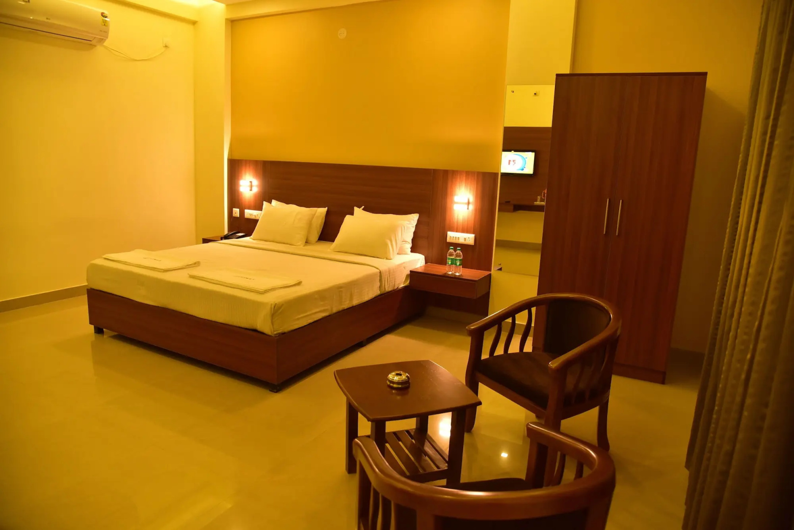 Hotel Citywalk Residency
