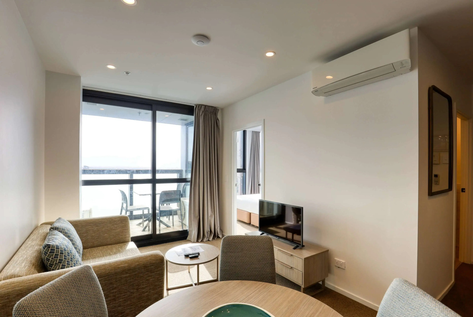 Foto - Ramada Suites By Wyndham Victoria Street West