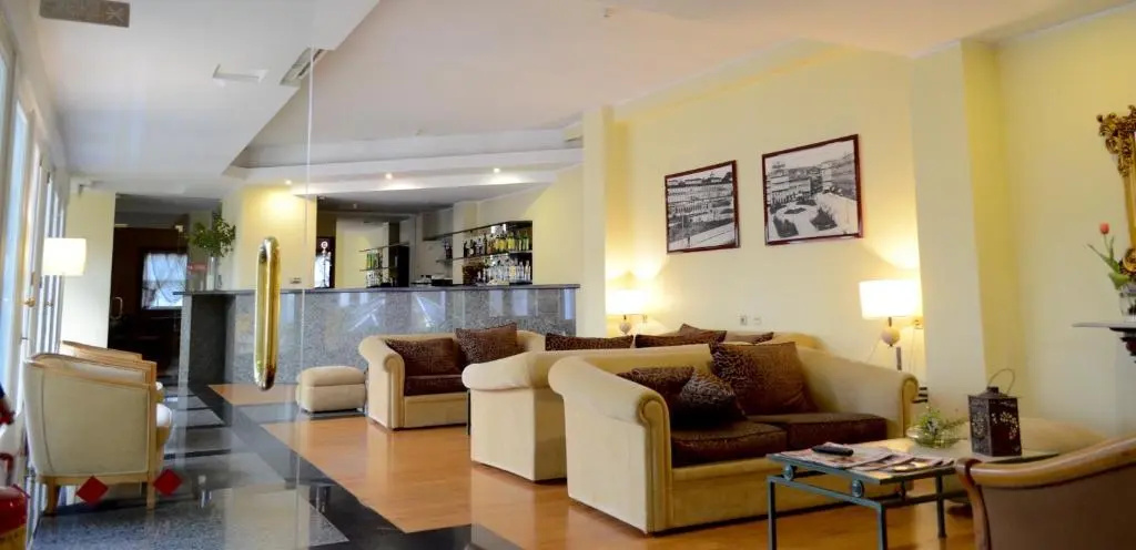 Photo - Hotel Toural