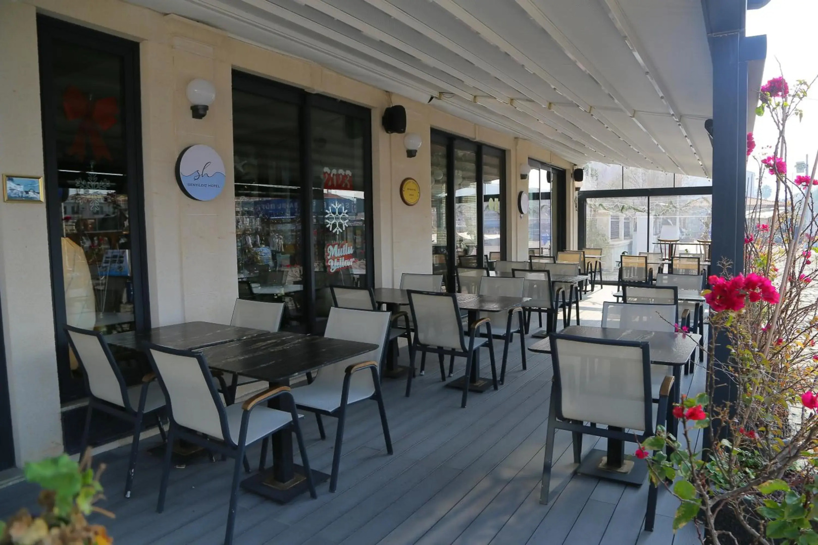 Photo - Şenyıldız Hotel