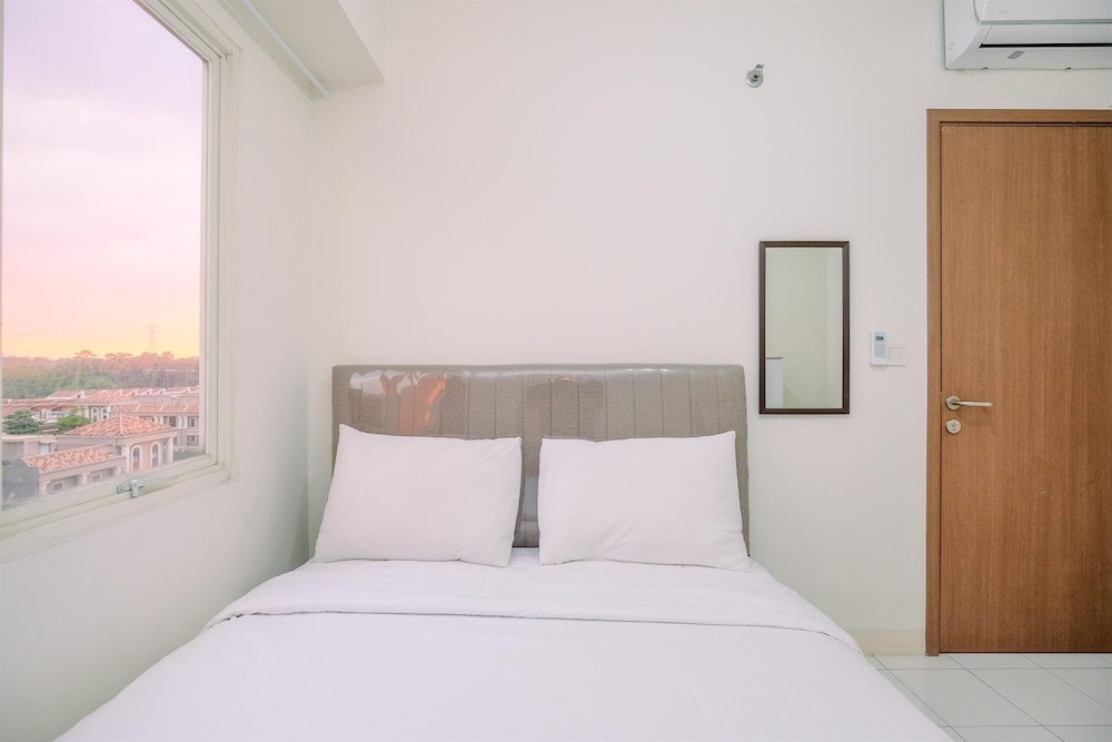 Cool and Warm 2BR at 7th Floor Podomoro Golf View Apartment