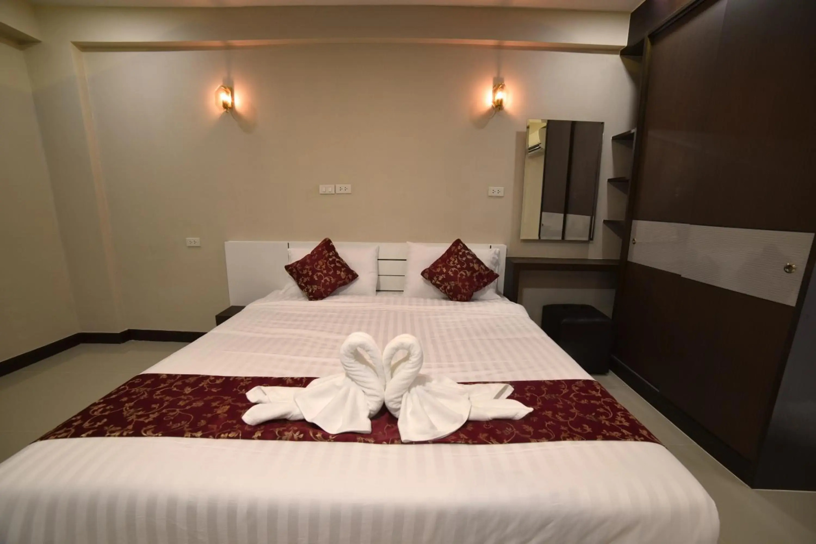 Photo - Gold Airport Suites