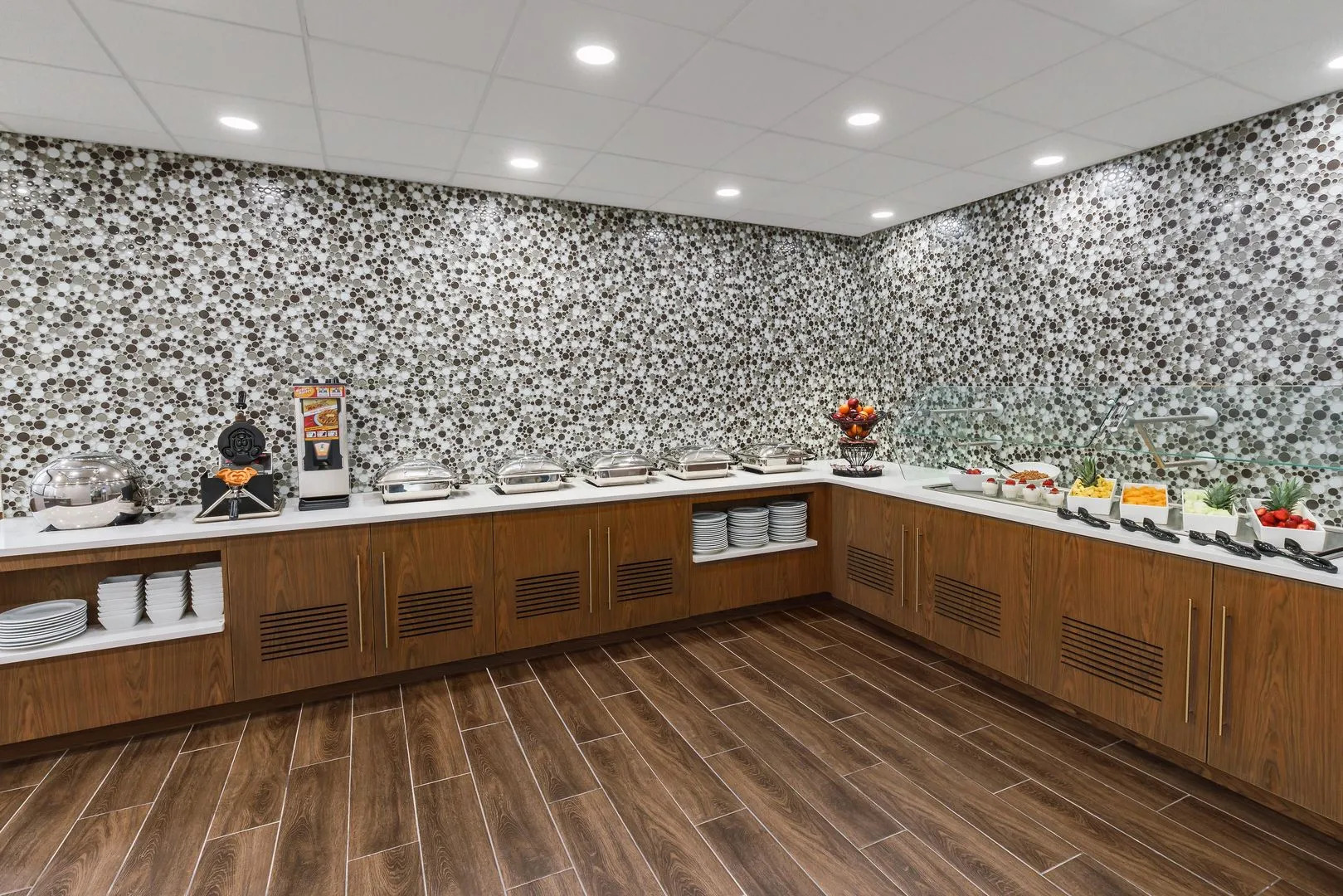 Photo - Courtyard by Marriott Orlando Lake Buena Vista at Vista Centre