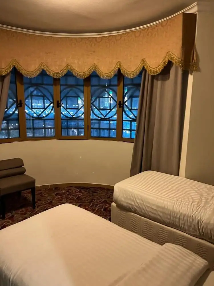 Photo - Sky View Hotel, Madinah