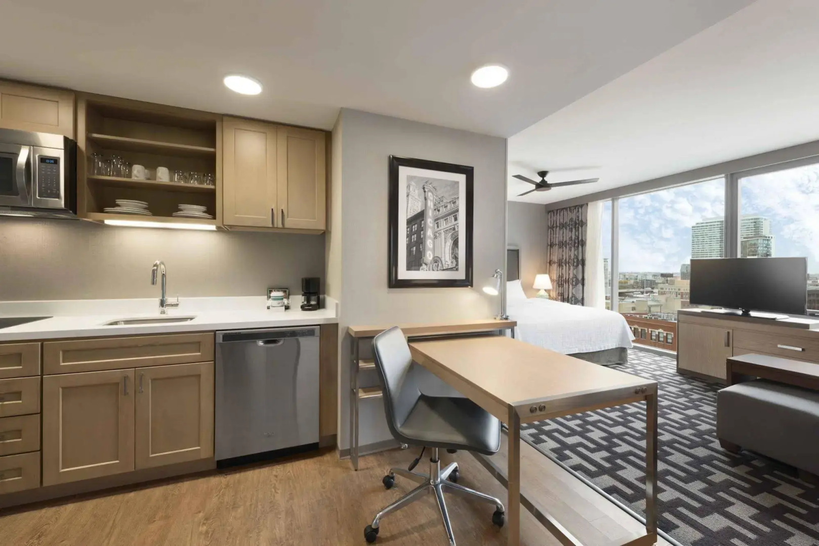 Photo - Homewood Suites by Hilton Chicago West Loop Fulton Mkt Area