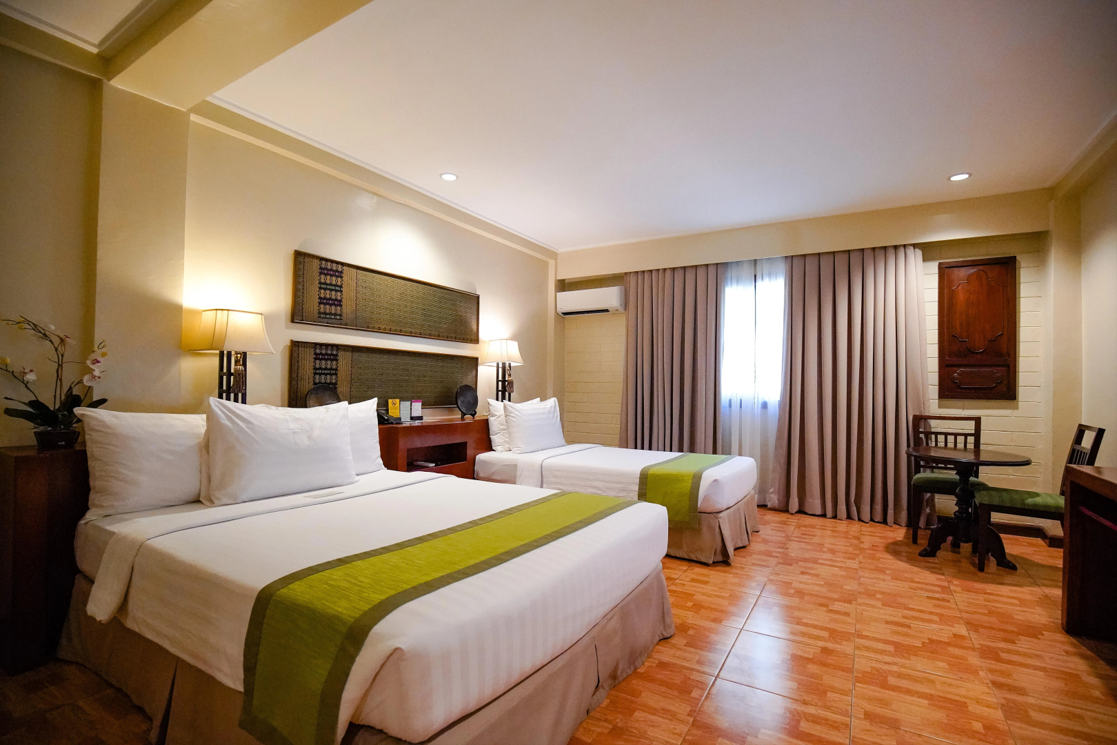 Foto - Cebu White Sands Resort and Spa