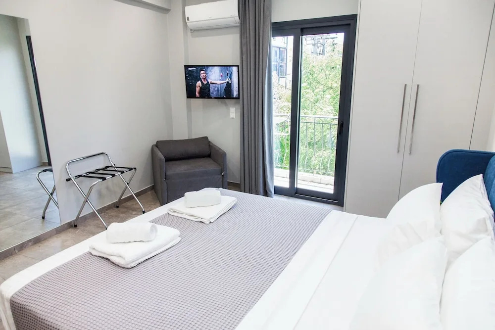 Elegant Rooms Athens