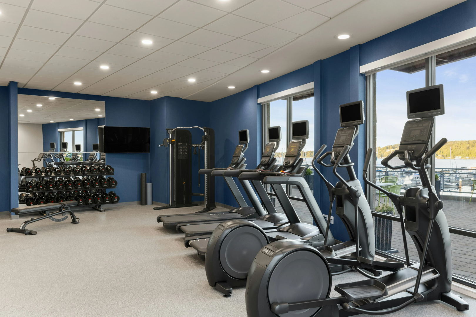 Photo - Hampton Inn & Suites Bremerton