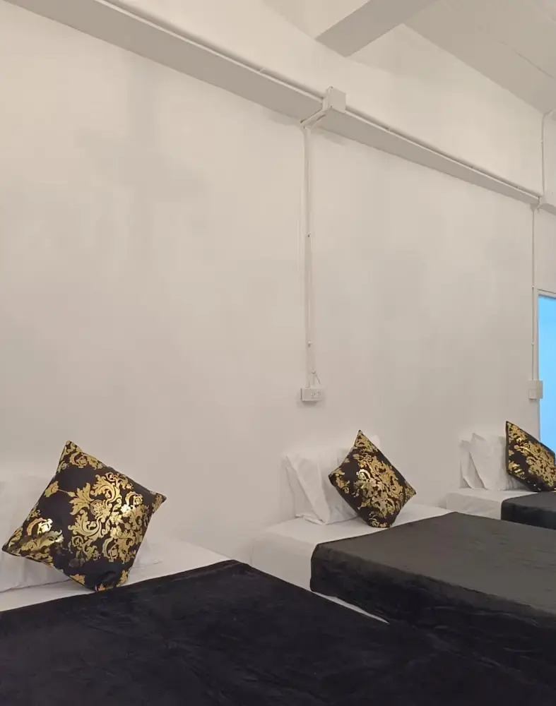 Photo - MaHaNa Hostel Pattaya