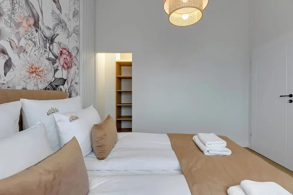 Photo - Waterlane Vintage - Fitness & Parking by Downtown Apartments