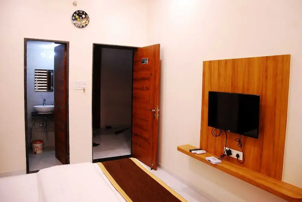 Hotel Wing Orbit