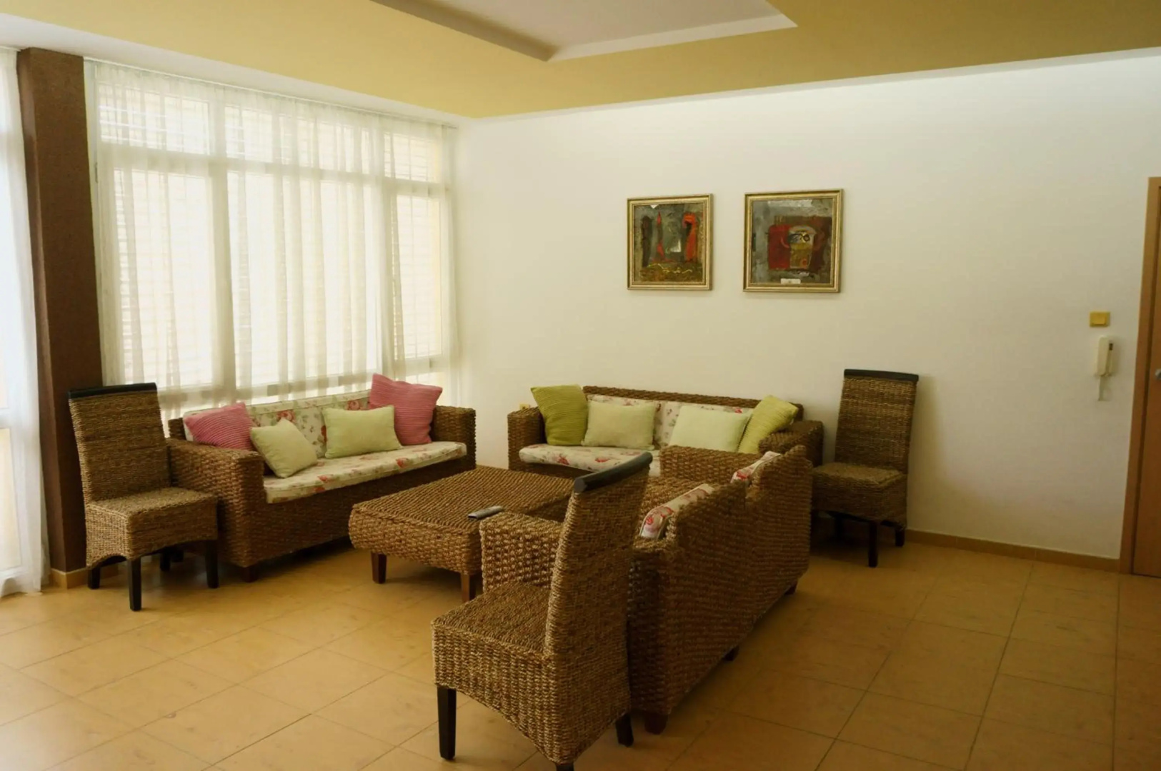 Photo - Elite Apartments