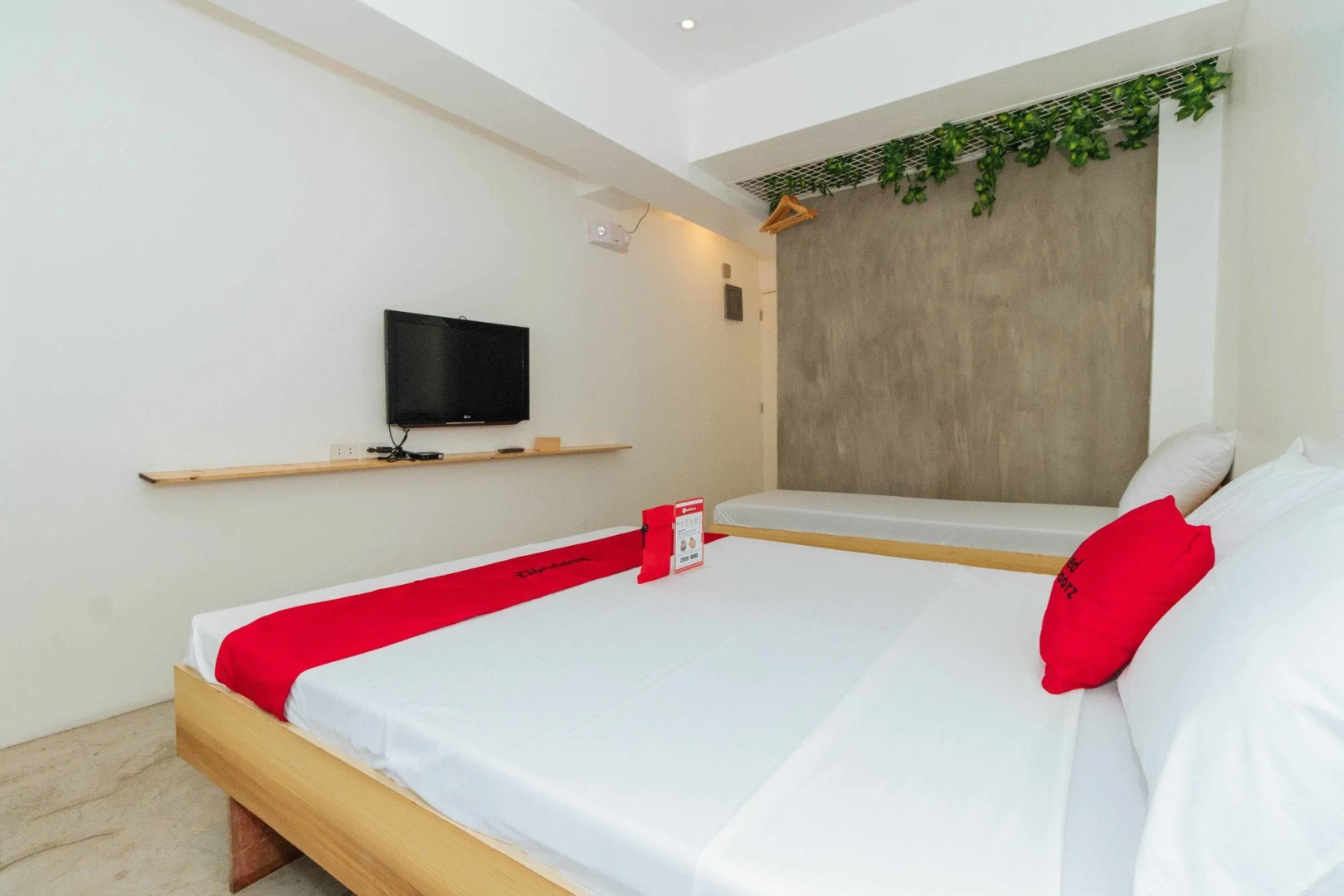 Foto - RedDoorz Plus at Boni Avenue Mandaluyong